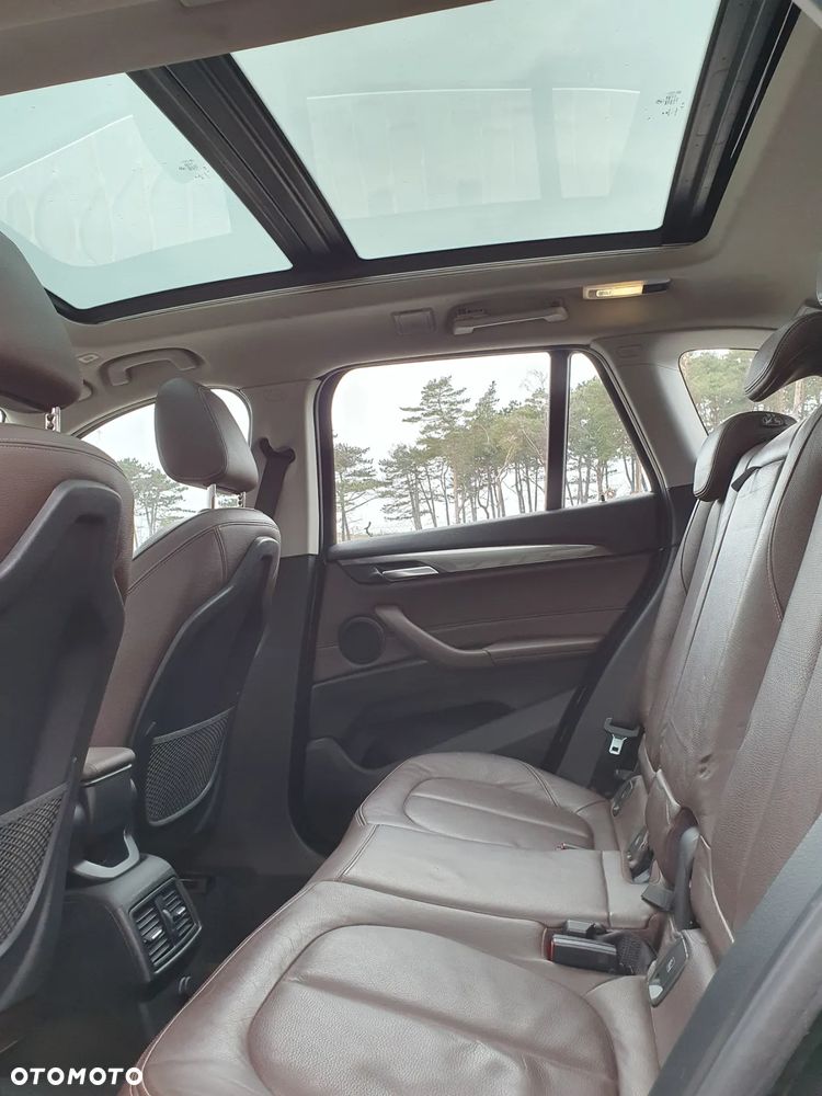 BMW X1 sDrive18d - 10