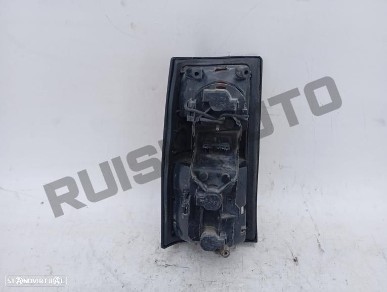 Farolim Trás Painel Esquerdo  Opel Corsa A [1982_1993] 1.2 - 2