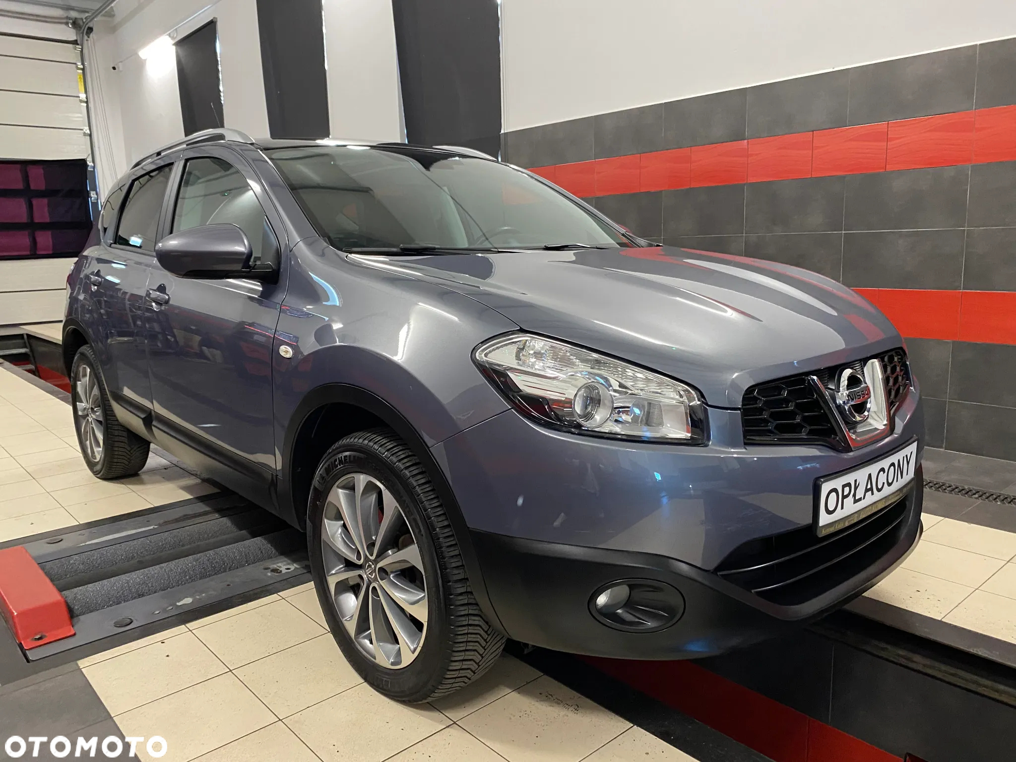 Nissan Qashqai 2.0 4 x 4 CVT tekna - 2