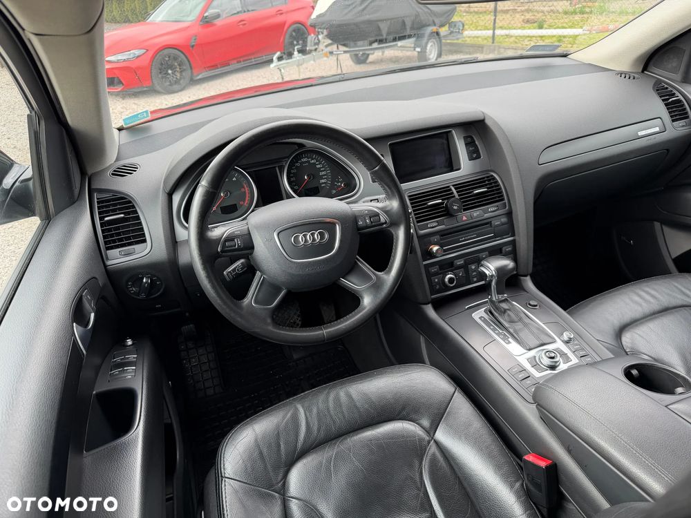 Audi Q7 - 13