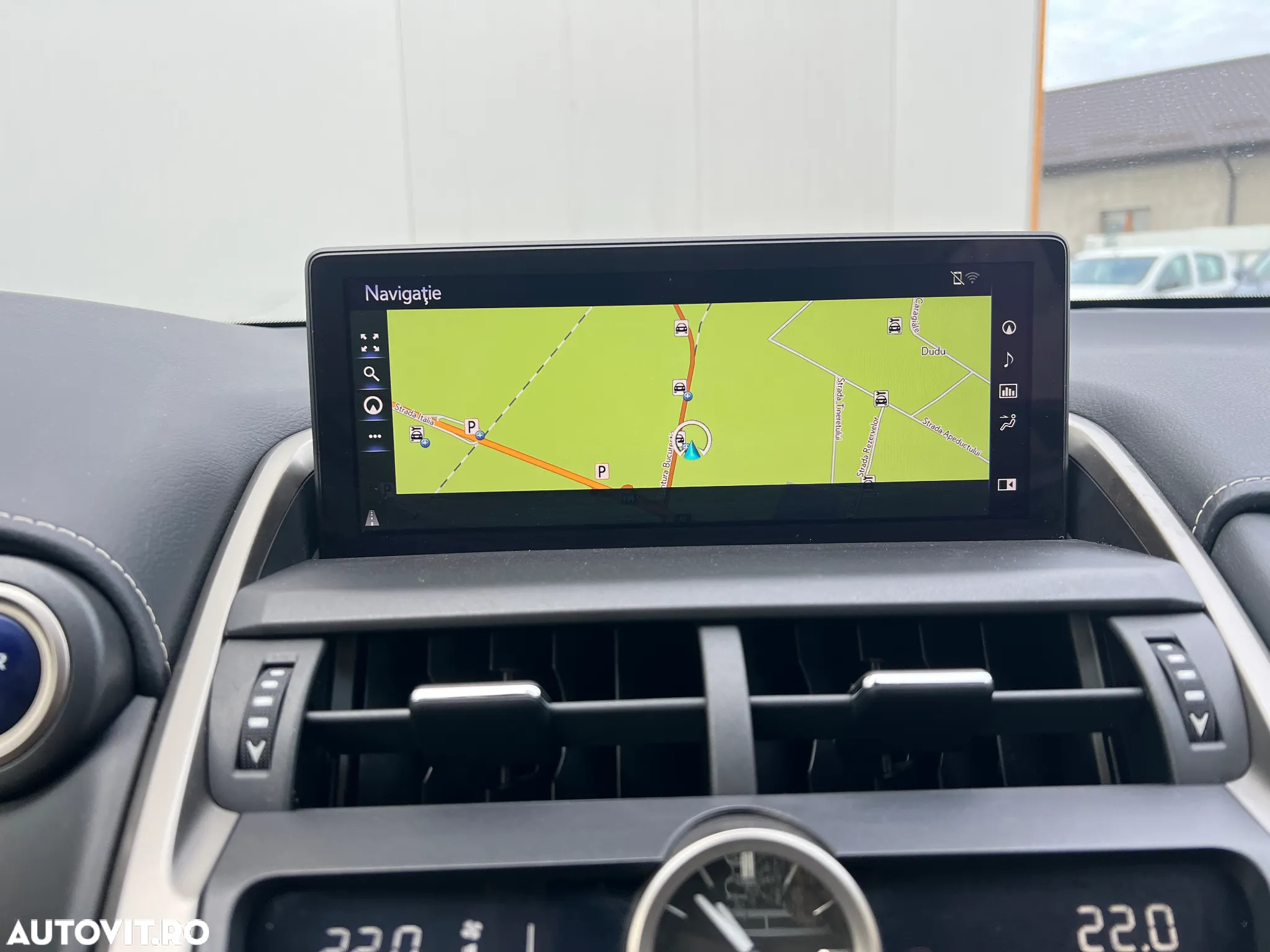 Lexus Seria NX - 16