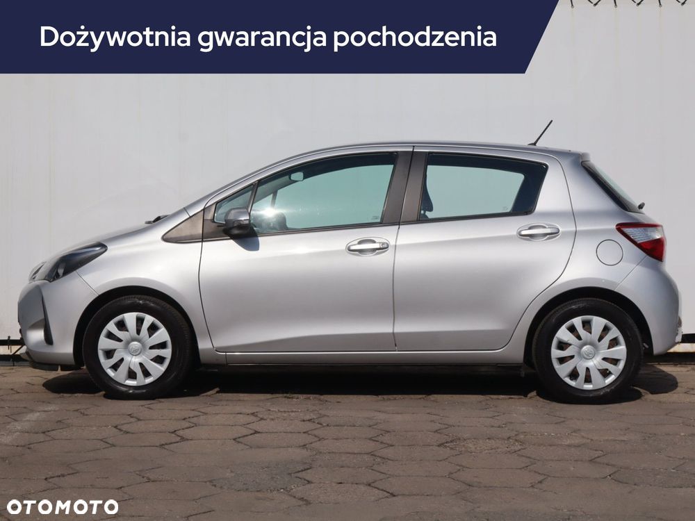 Toyota Yaris - 4