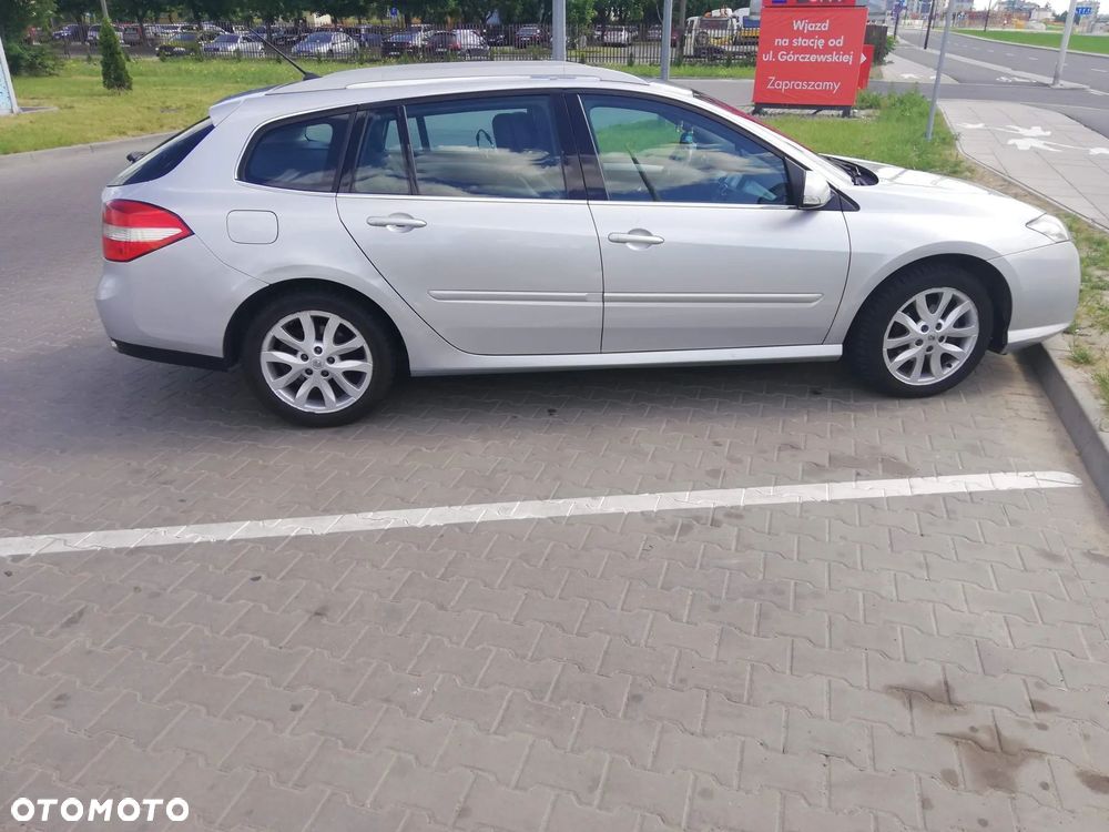 Renault Laguna - 8