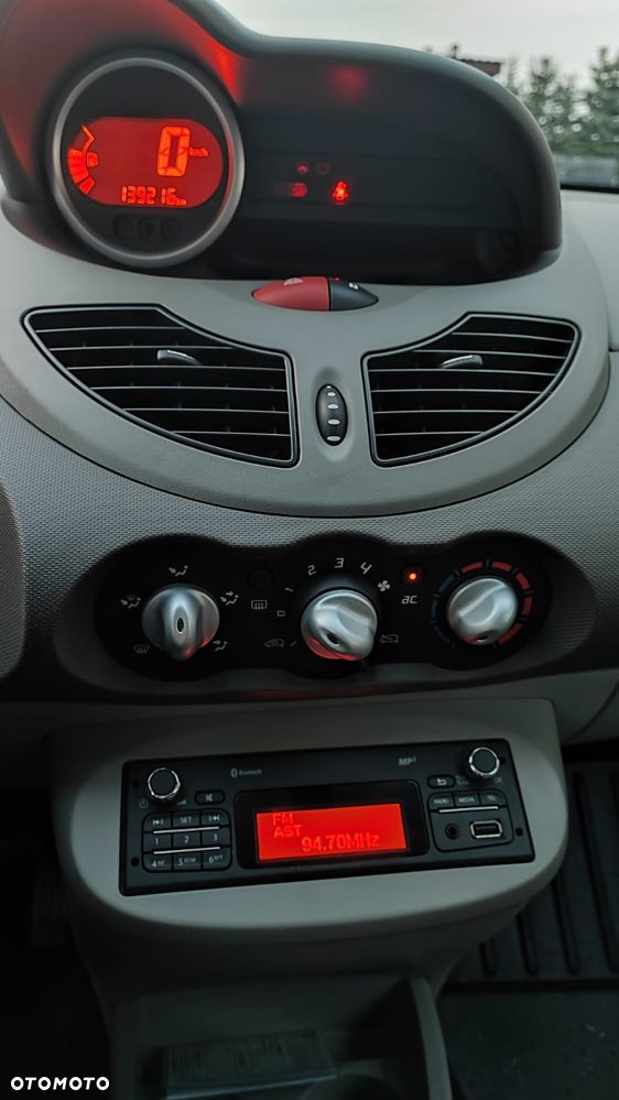 Renault Twingo dCi 75 Expression - 15
