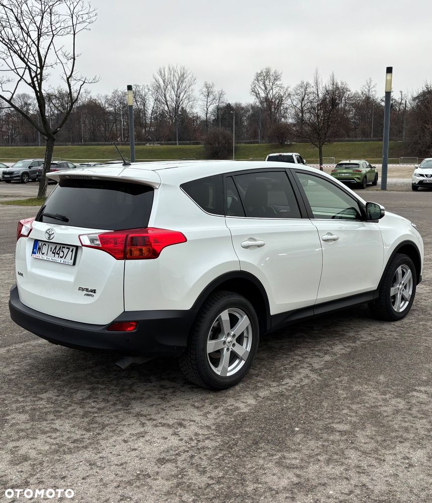 Toyota RAV4 2.2 D-4D Premium - 6