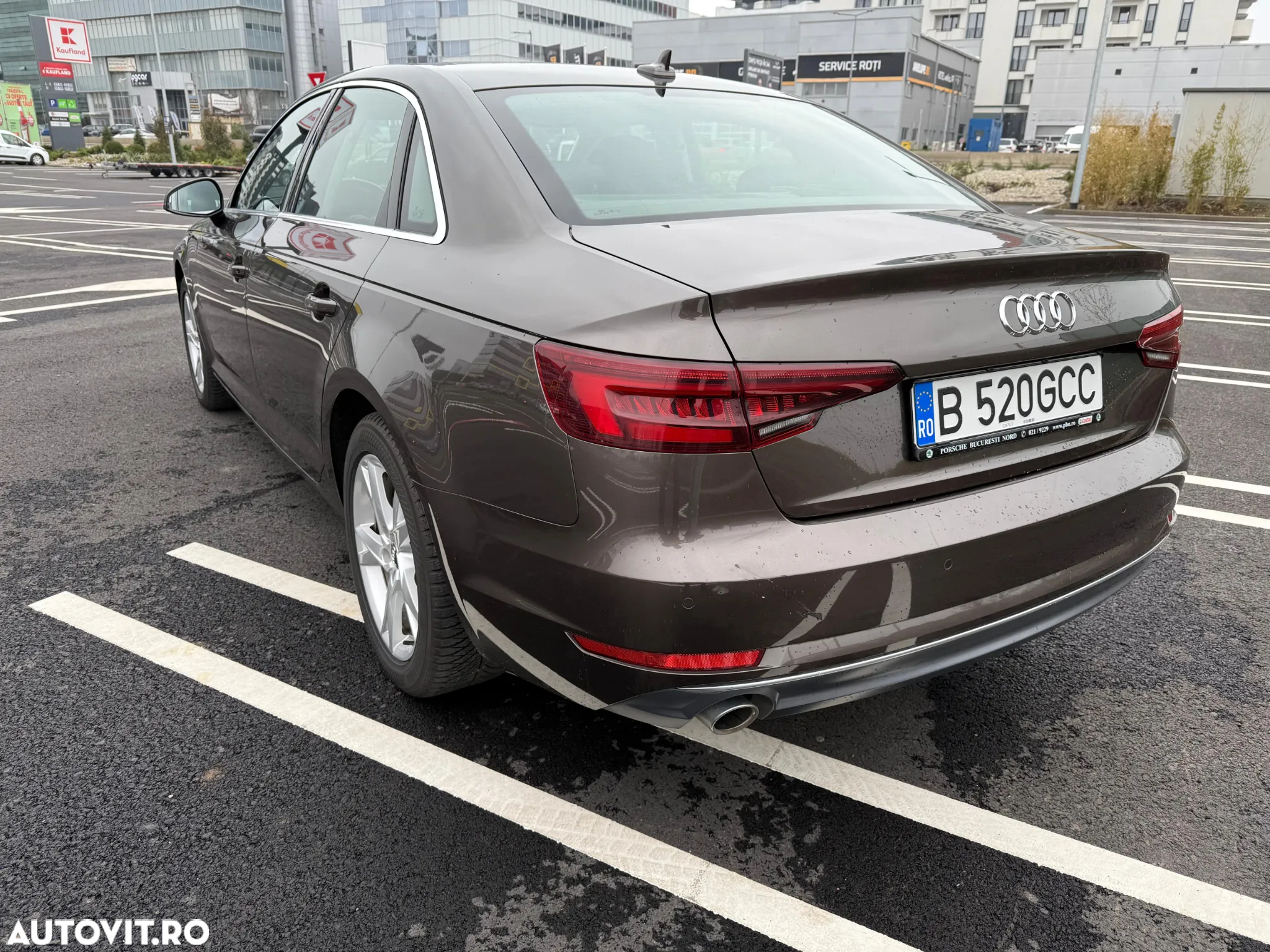 Audi A4 2.0 TDI S tronic - 8
