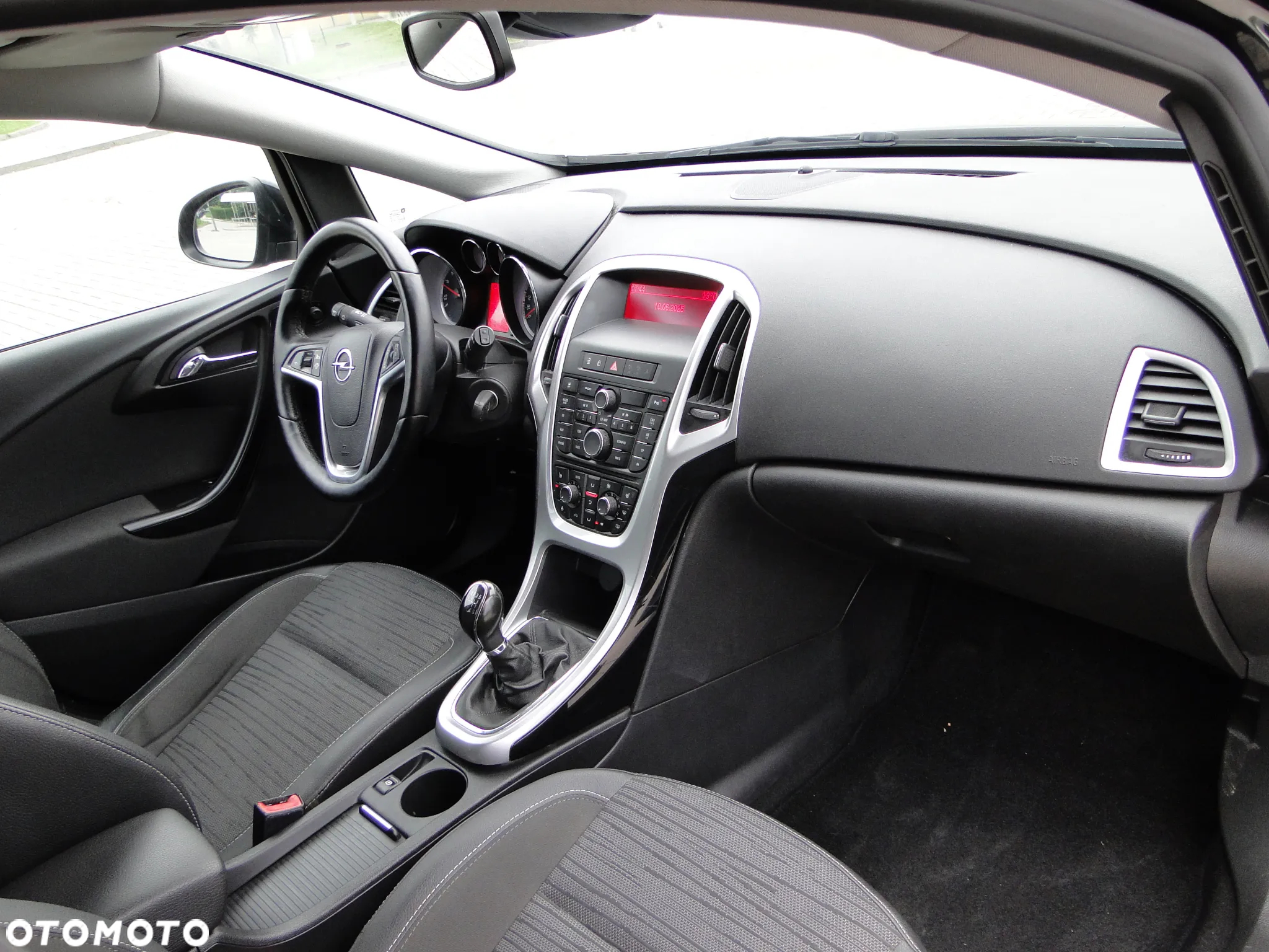 Opel Astra - 16