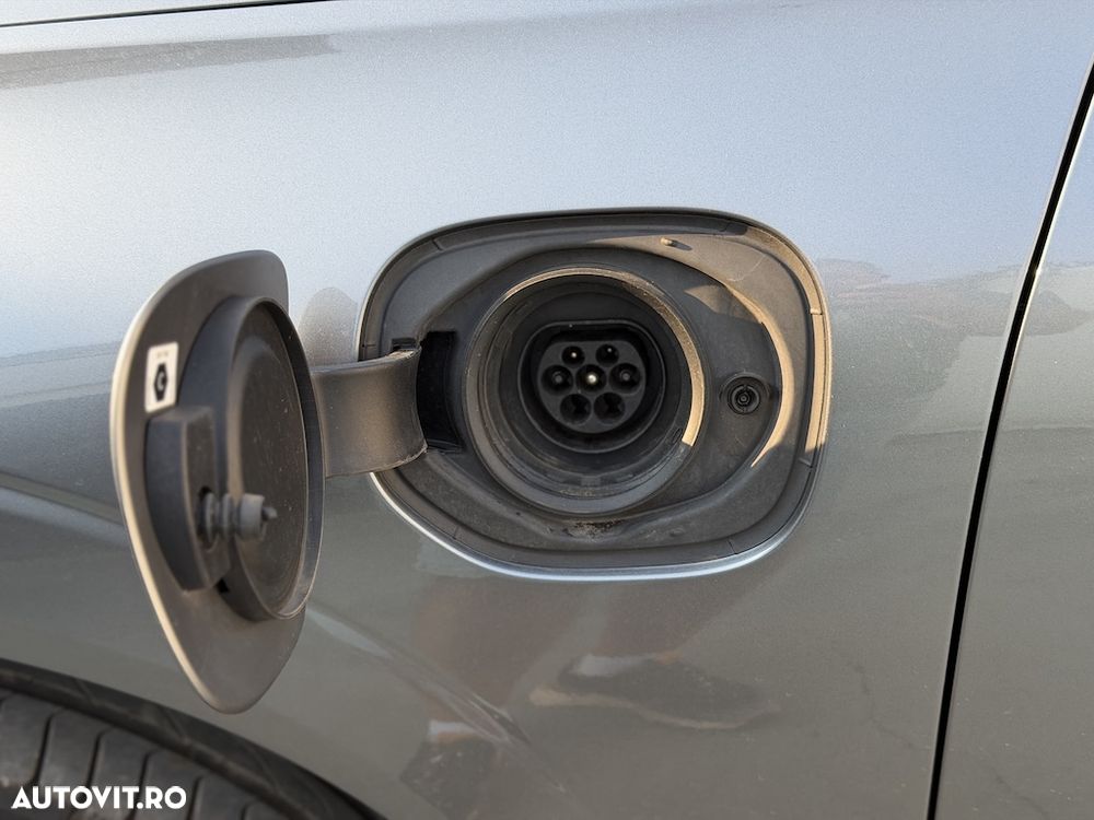 VOLVO XC60 2021 — imagine 23