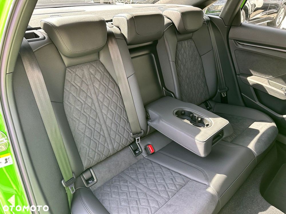 Audi RS3 Limousine - 21
