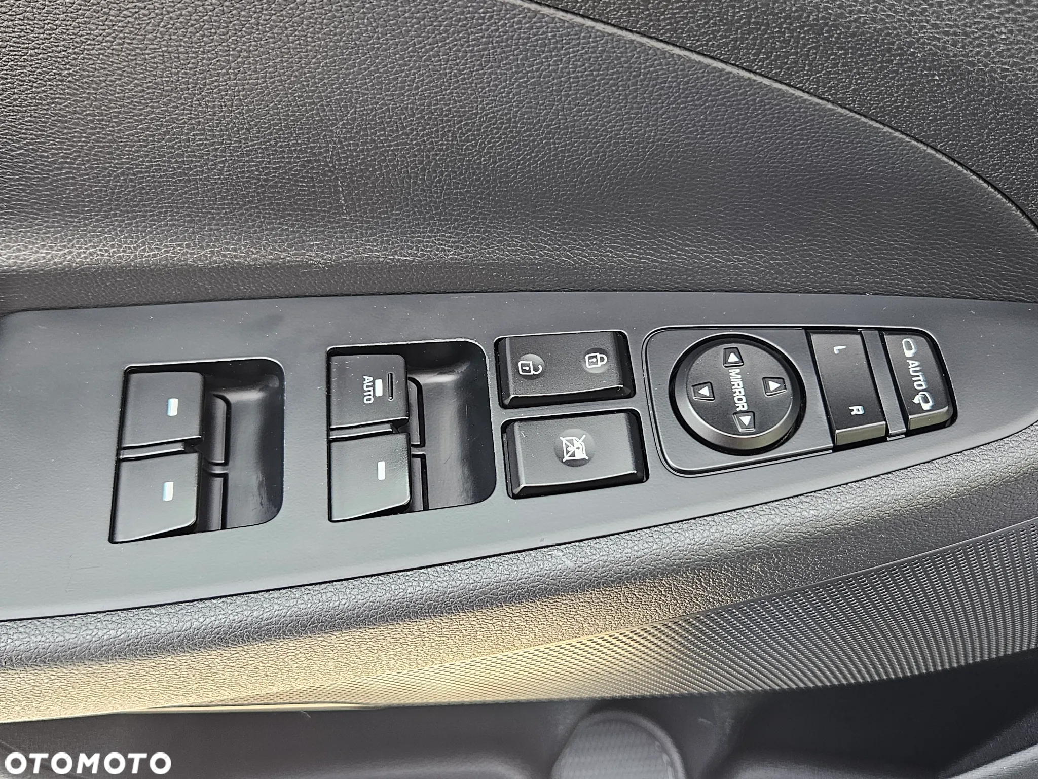 Hyundai Tucson 1.6 T-GDi Style 2WD - 34
