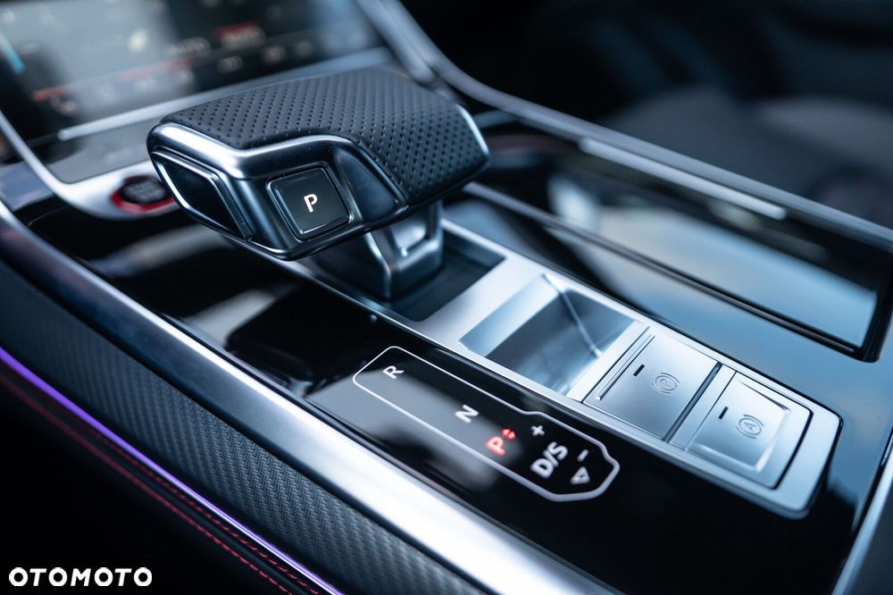Audi RS Q8 - 25