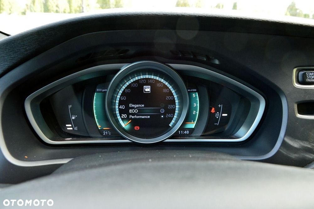 Volvo V40 D4 RDesign - 28