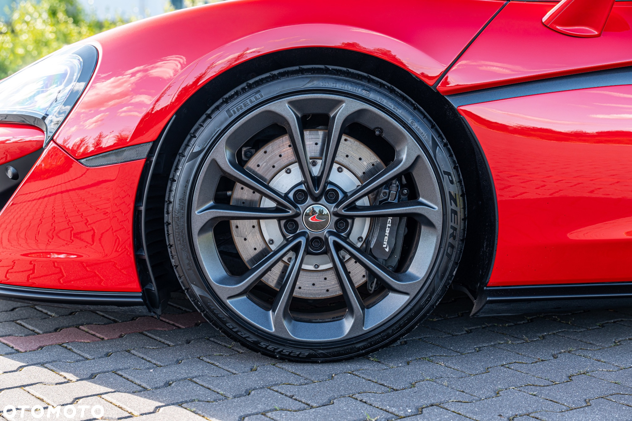 McLaren 570S Coupe Standard - 8