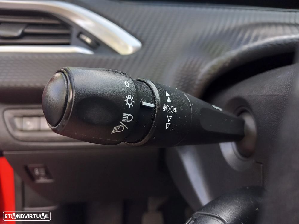 Peugeot 208 PureTech 82 Start & Stop Style - 18