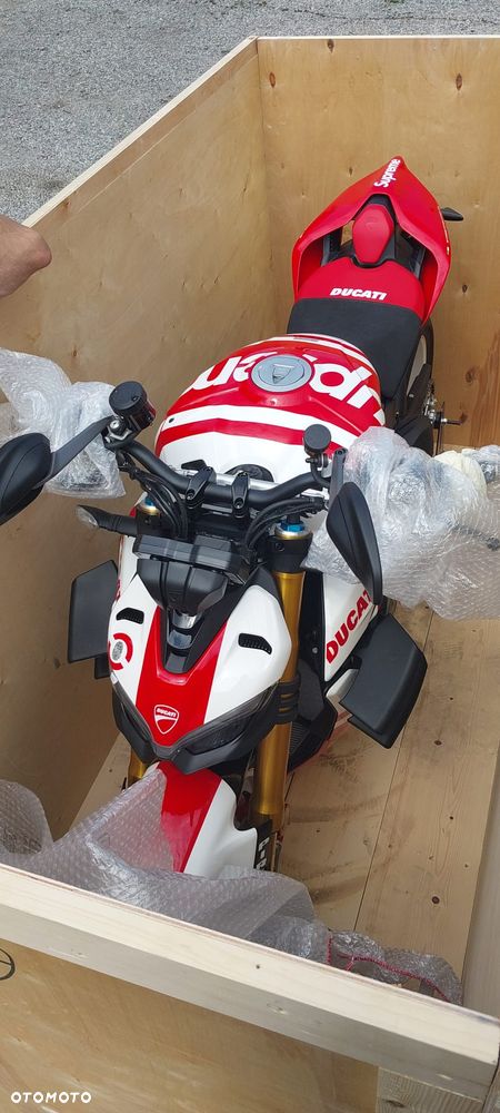 Ducati Streetfighter V4 - 29