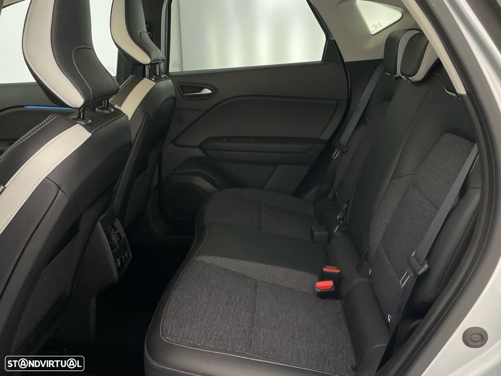 Renault Captur 1.6 E-Tech Plug-In Hybrid Techno - 12