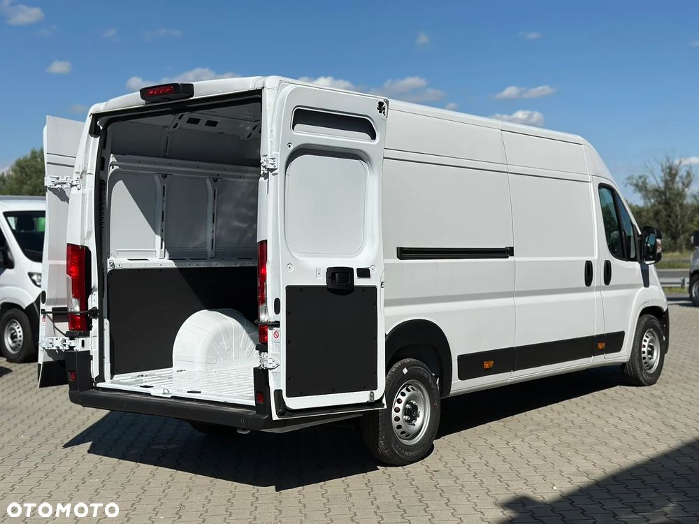 Opel Movano Furgon L4H2 2.2 Diesel 140KM MT6 Euro 6E DMC 3.5t Heavy 15m3 - 12