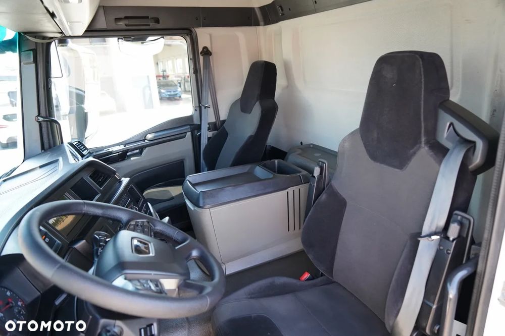 MAN TGS 35.470 / 8x4 / WYWROTKA 2 STRONNA / HYDROKLAPA / HYDROBURTA / BORDMATIK / OPONY 100% / NAVI RIO / EURO 6 - 30