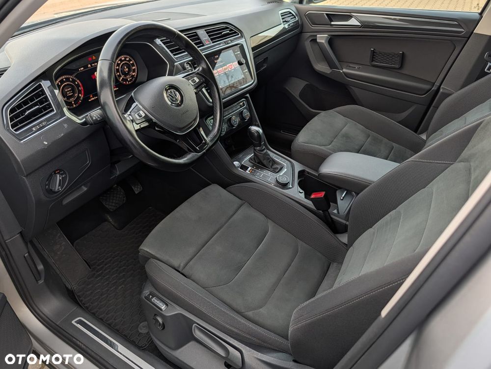 Volkswagen Tiguan - 10