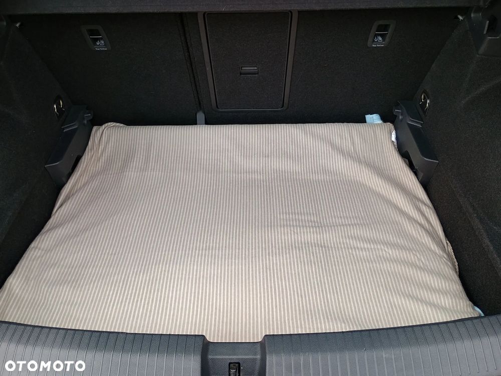Volkswagen T-Roc 1.5 TSI Style DSG - 29