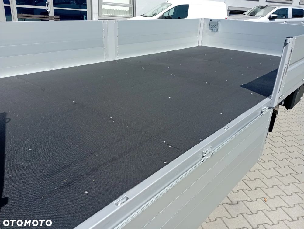 Isuzu M27H 3,0 TURBO - 12