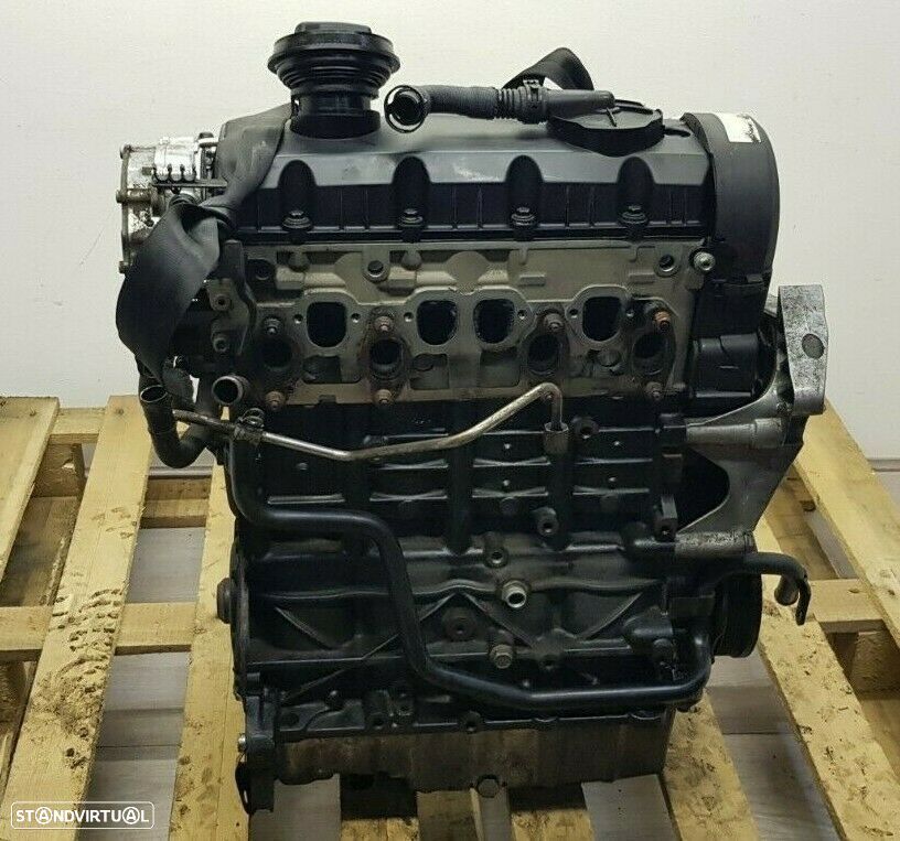 Motor VW TOURAN 1.9 TDI 100cv  02.03 - 05.10 Usado REF. AVQ - 1