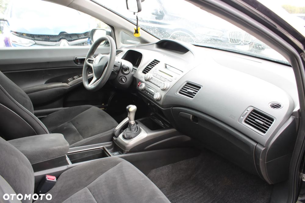 Honda Civic 1.8 Comfort - 10