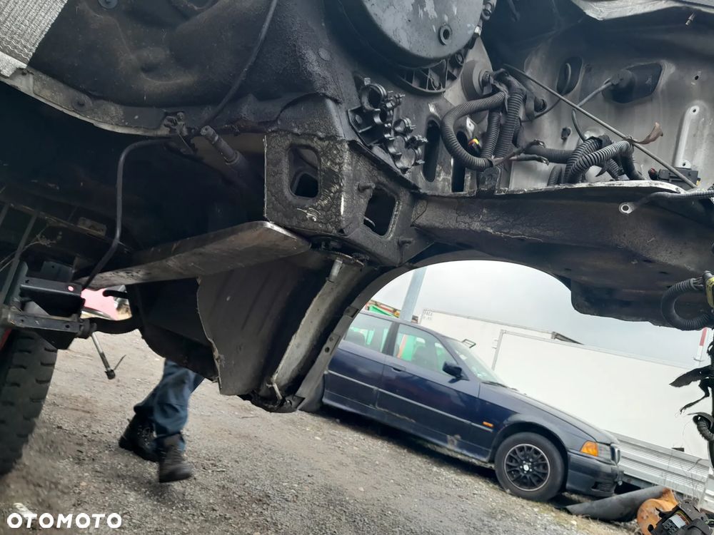 Ćwiartka prawa / LEWA Iveco Daily III 99-05r. Błotnik !! - 7