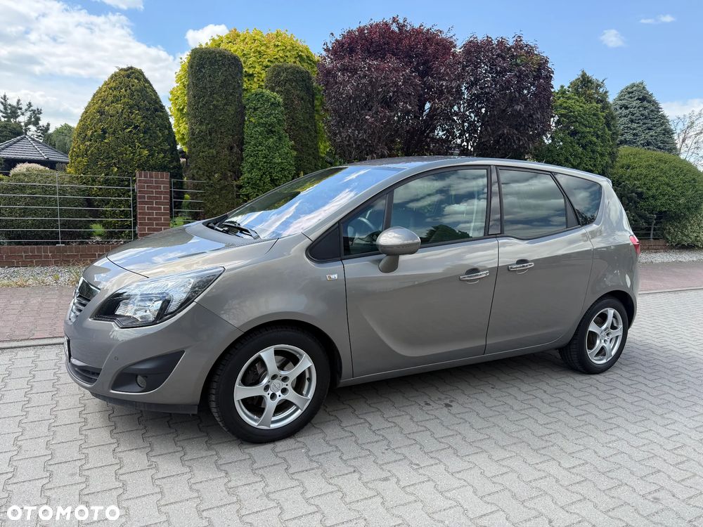 Opel Meriva 1.4 T Cosmo - 11