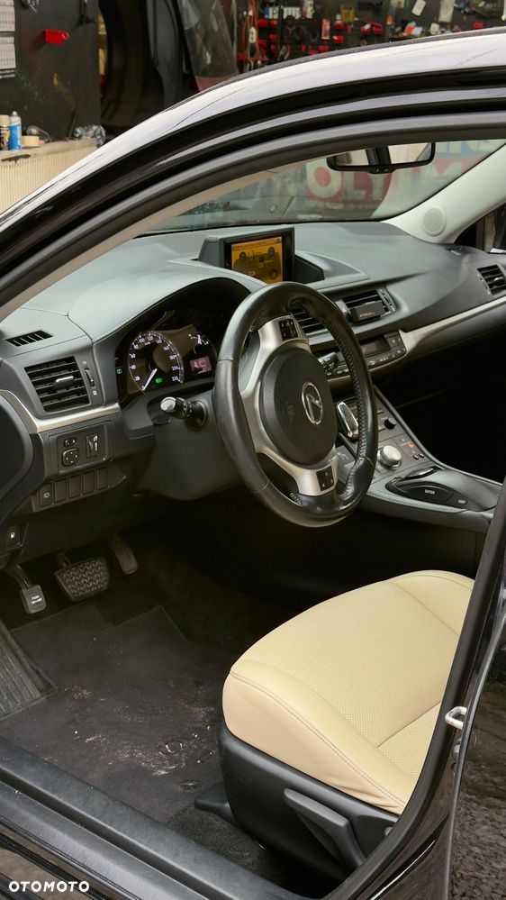 Lexus CT 200h Elegance - 12