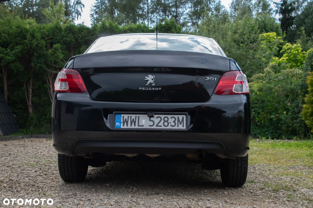 Peugeot 301 - 6