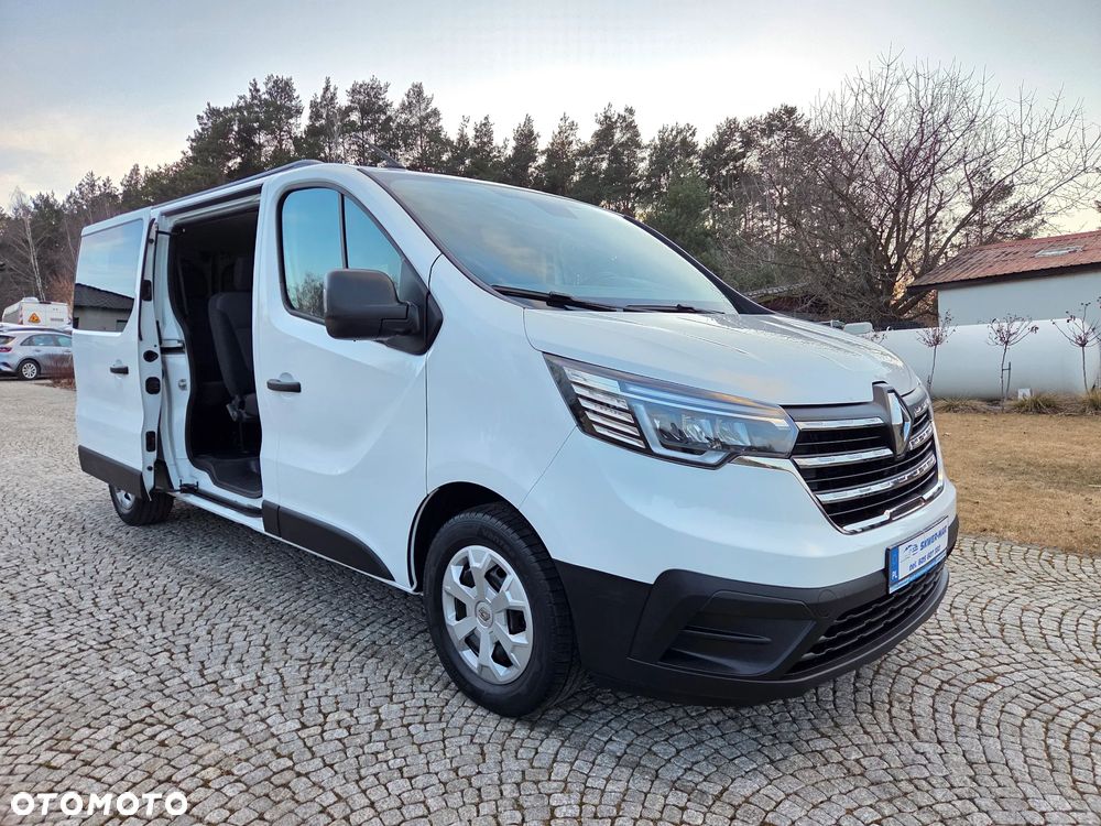 Renault Trafic 2.0 dCi - 38
