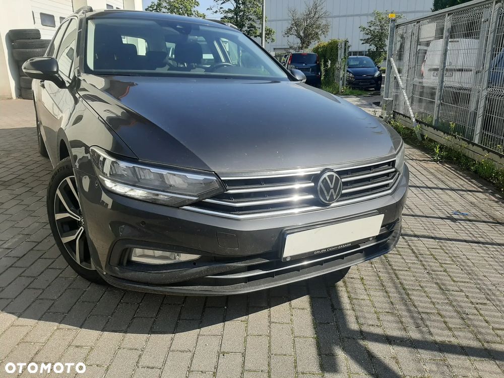 Volkswagen Passat 2.0 TDI EVO Business DSG - 36