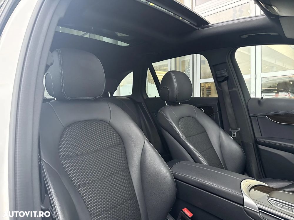 Mercedes-Benz GLC - 28