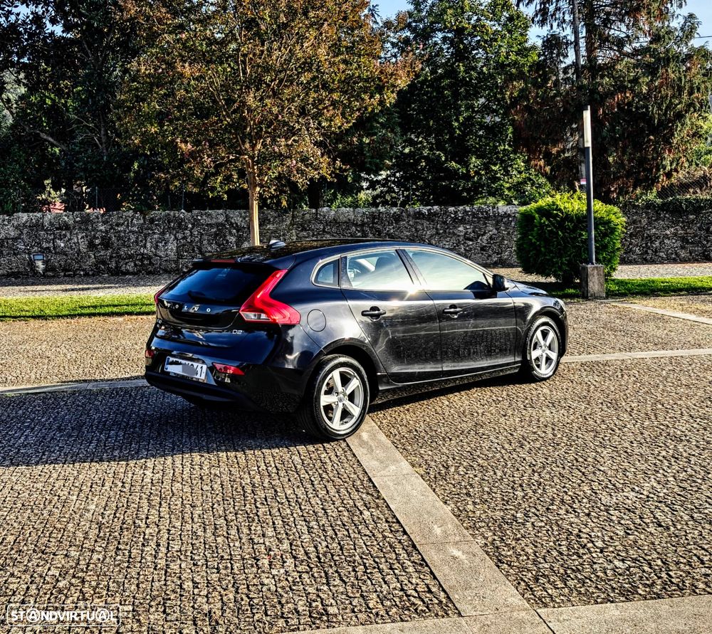 Volvo V40 1.6 D2 Summum Eco - 2