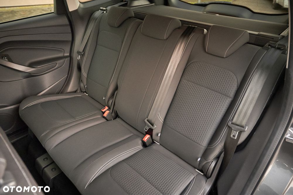 Ford Kuga 1.5 EcoBoost 2x4 Titanium - 21