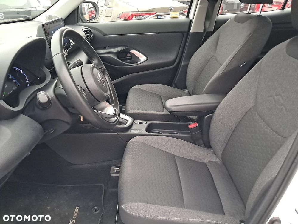 Toyota Yaris Cross Hybrid 1.5 Comfort - 14
