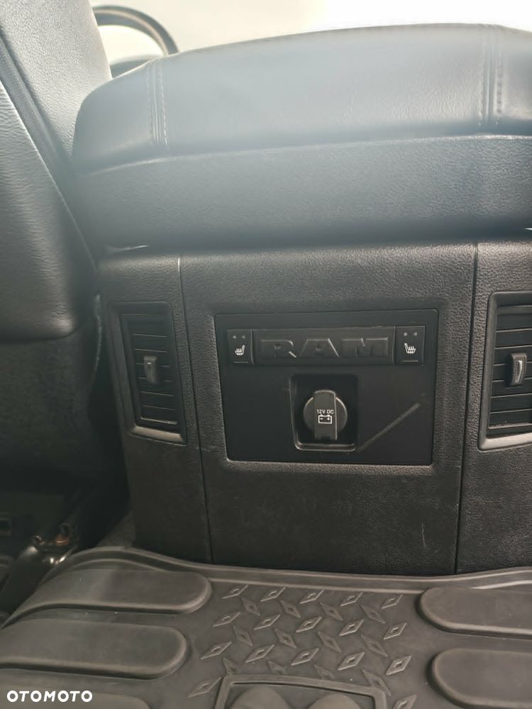 Dodge RAM - 23
