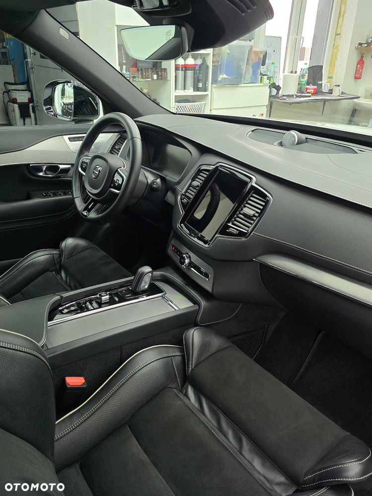 Volvo XC 90 D5 AWD R-Design 7os - 14