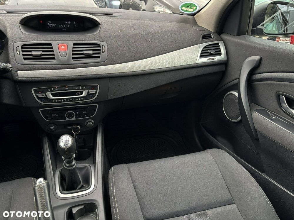 Renault Megane - 25