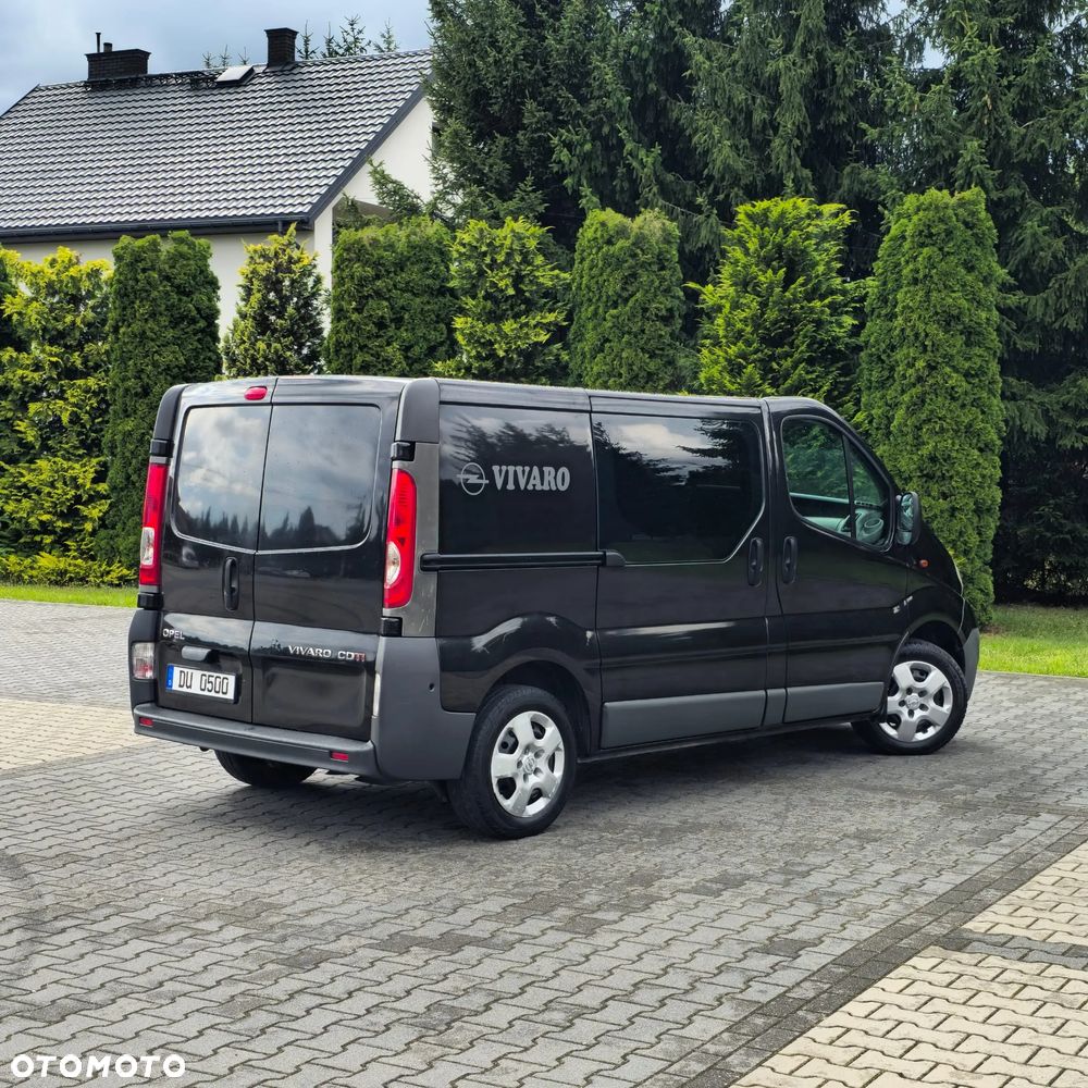Opel Vivaro - 17
