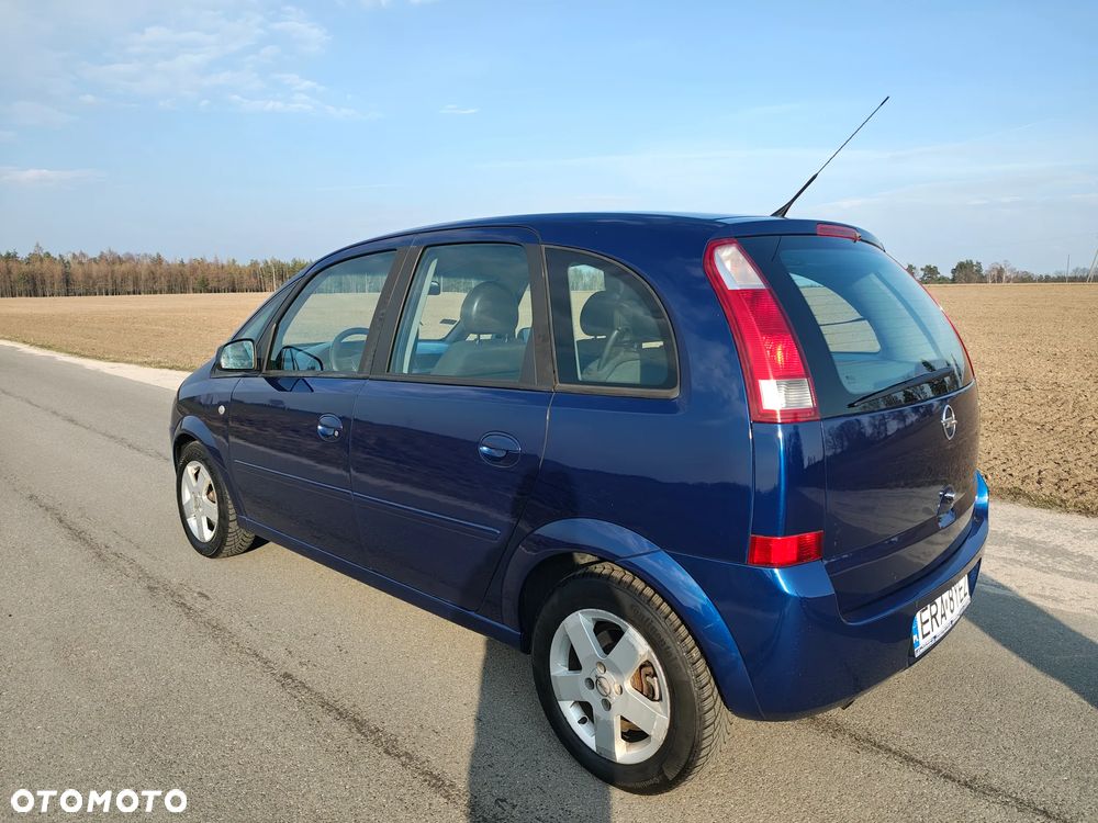 Opel Meriva 1.6 16V Essentia - 23