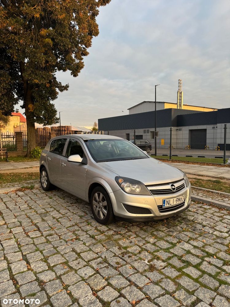 Opel Astra - 2