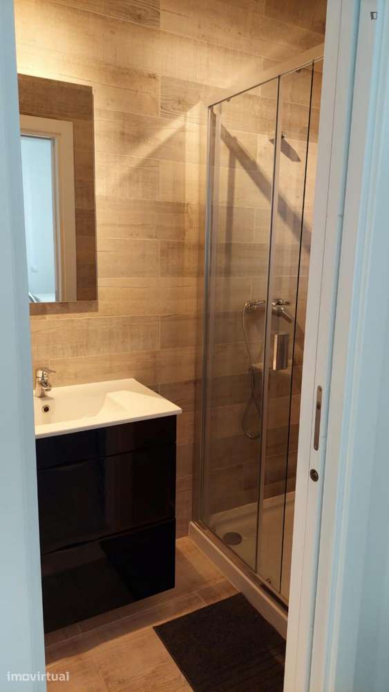 Quarto - localizado em Carcavelos Lisbon - Grande imagem: 4/12