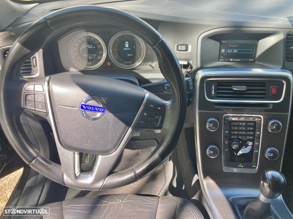 Volvo V60 1.6 D2 Drive Momentum Start/Stop - 5