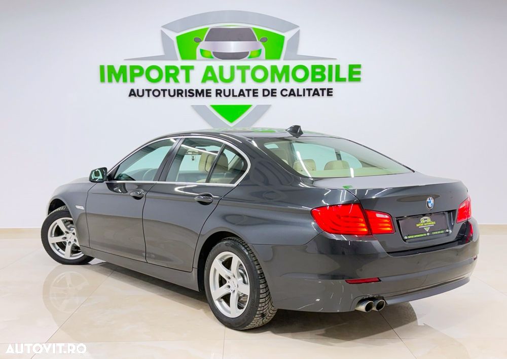 BMW Seria 5 520d Aut. - 13
