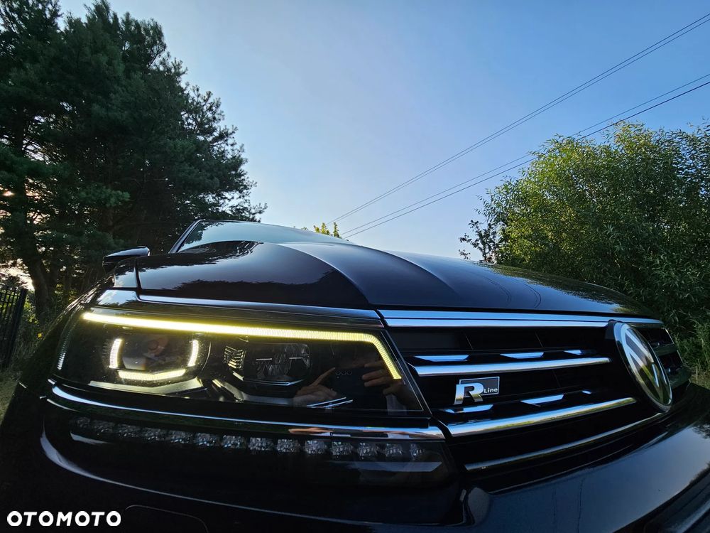 Volkswagen Tiguan 2.0 TDI SCR R-Line - 16