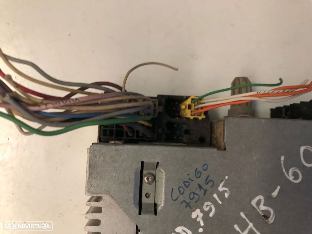 RENAULT CLIO III 3 AUTO RÁDIO - R052 - 3