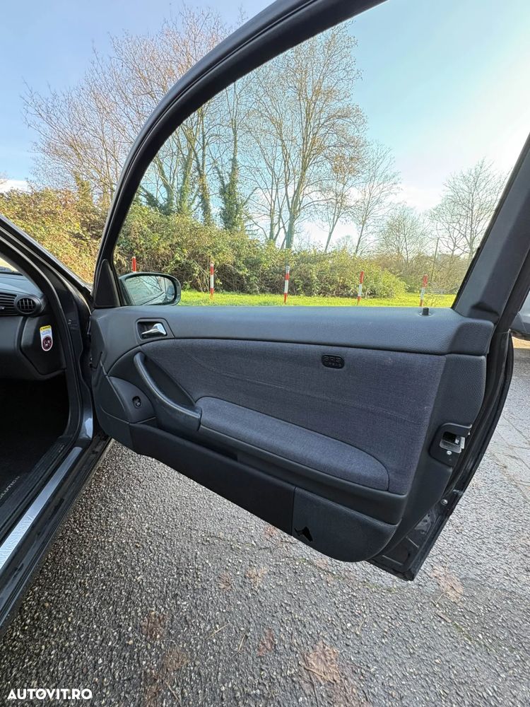 Mercedes-Benz C 180 K Sportcoupe - 7