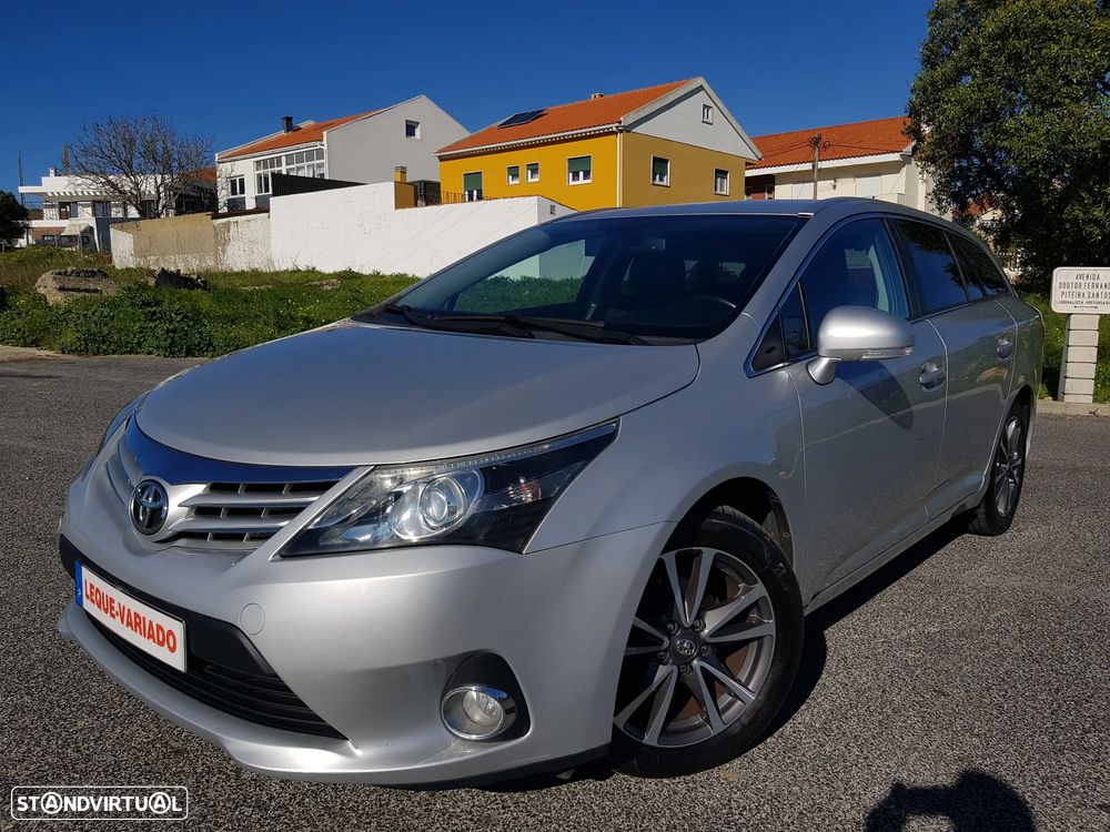 Toyota Avensis SW 2.0 D-4D Luxury+Navi - 55